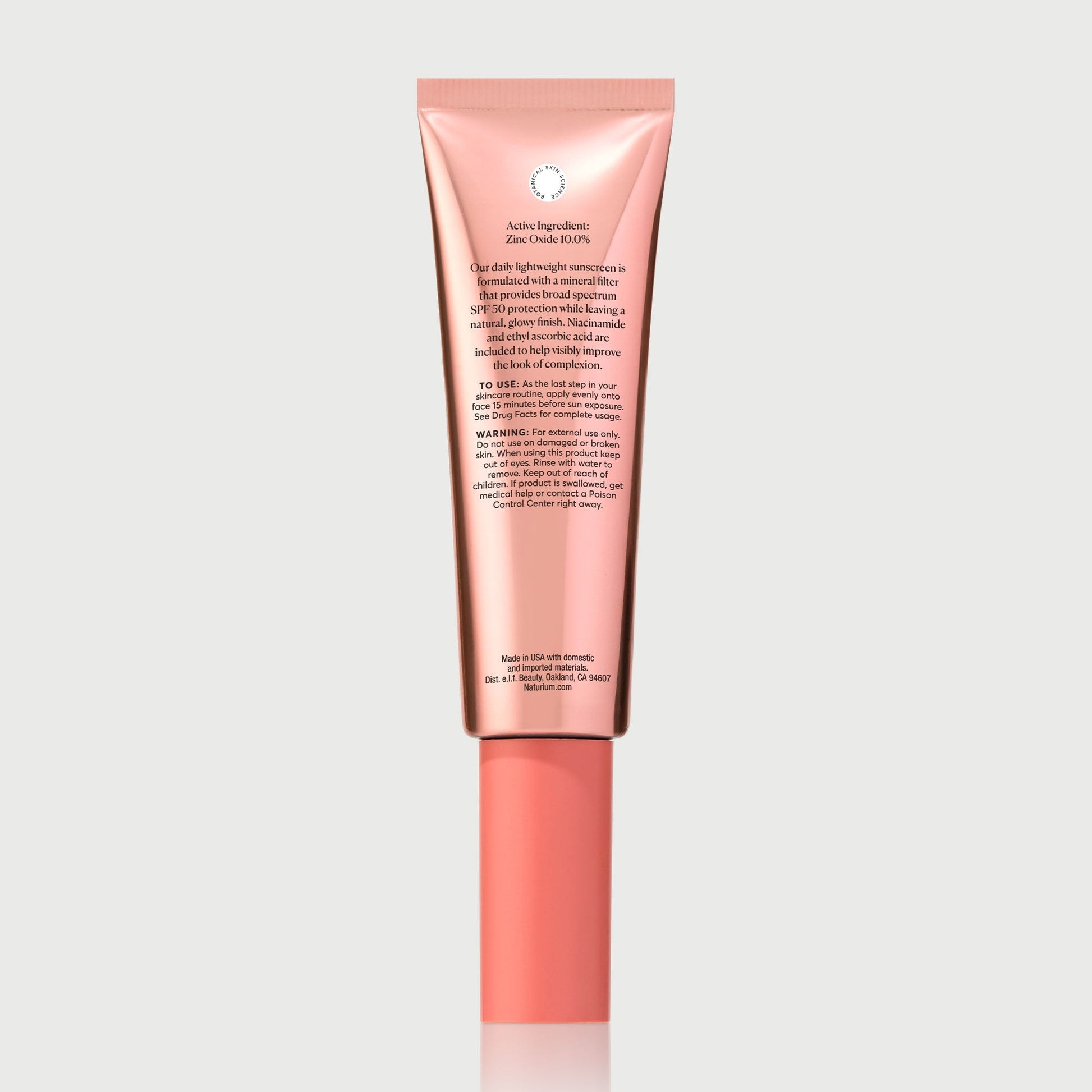 dew-glow-moisturizer-mineral-spf-50-v0 NATR-10163_Dew-Glow-Moisturizer-Mineral-SPF_back_capon-bonebkgd_a99e231e-ca92-4014-addb-f1e7b794e9ab.jpg