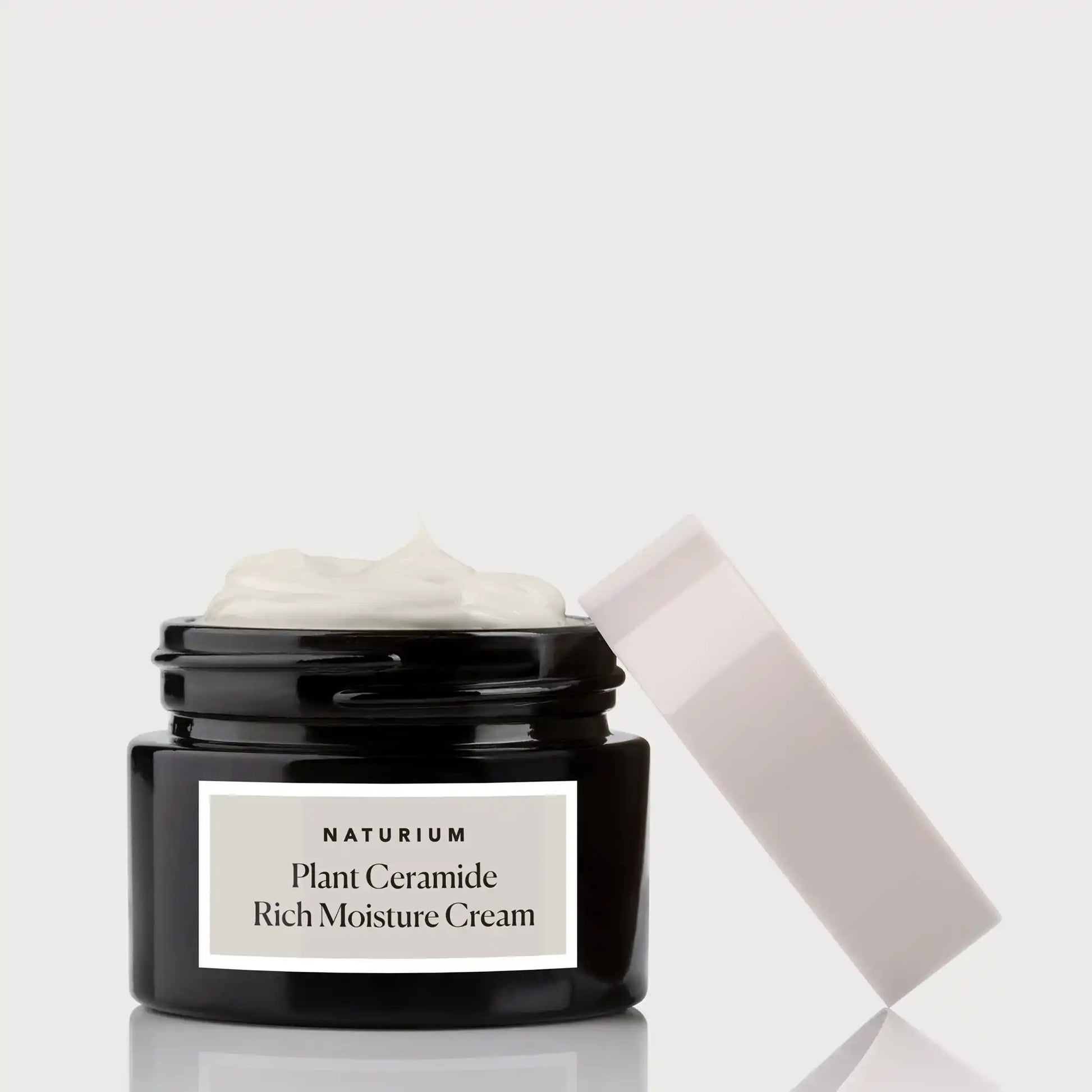 plant-ceramide-rich-moisture-cream-e9 NATR_Catalog_PCRM-Cream-CapOff.webp