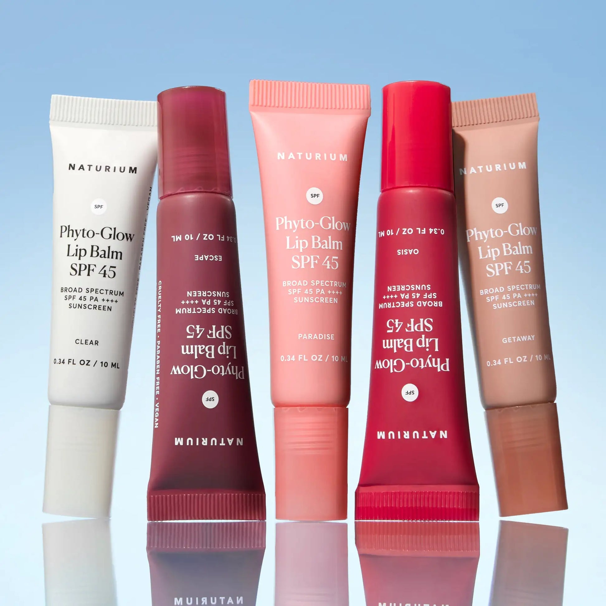 phyto-glow-lip-balm-spf-45-getaway-y0 phytoglowSPF_6428-crop_cde1553e-6f3e-4726-9686-a6dd715ed7c9.webp