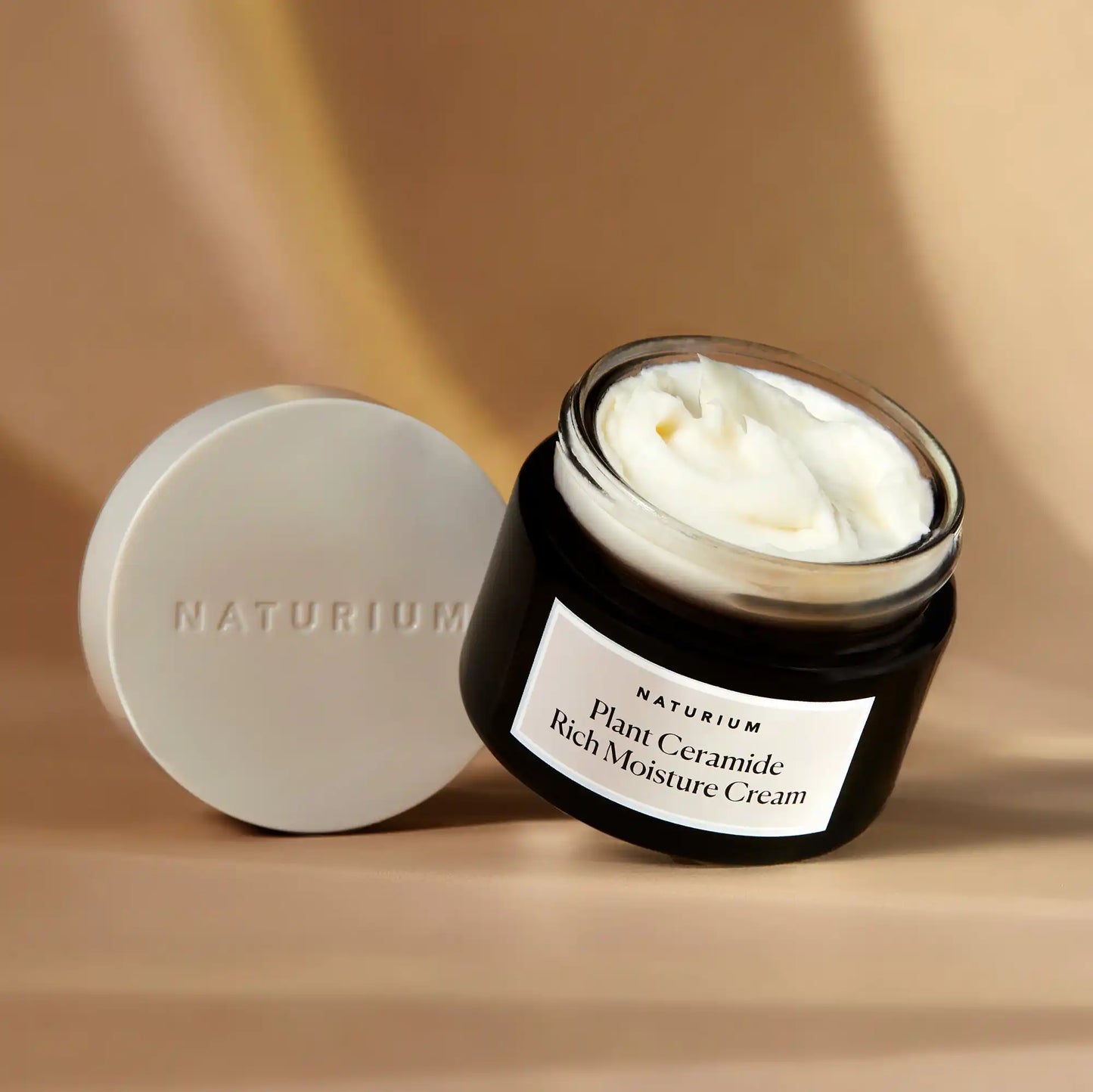 plant-ceramide-rich-moisture-cream-e9 plantceramide_0154-crop_1.webp