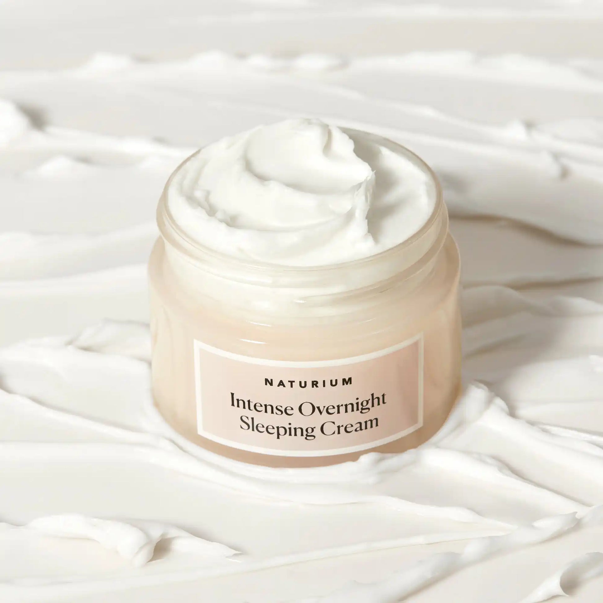 intense-overnight-sleeping-cream-q6 sleepingcream_0880-crop_1.webp